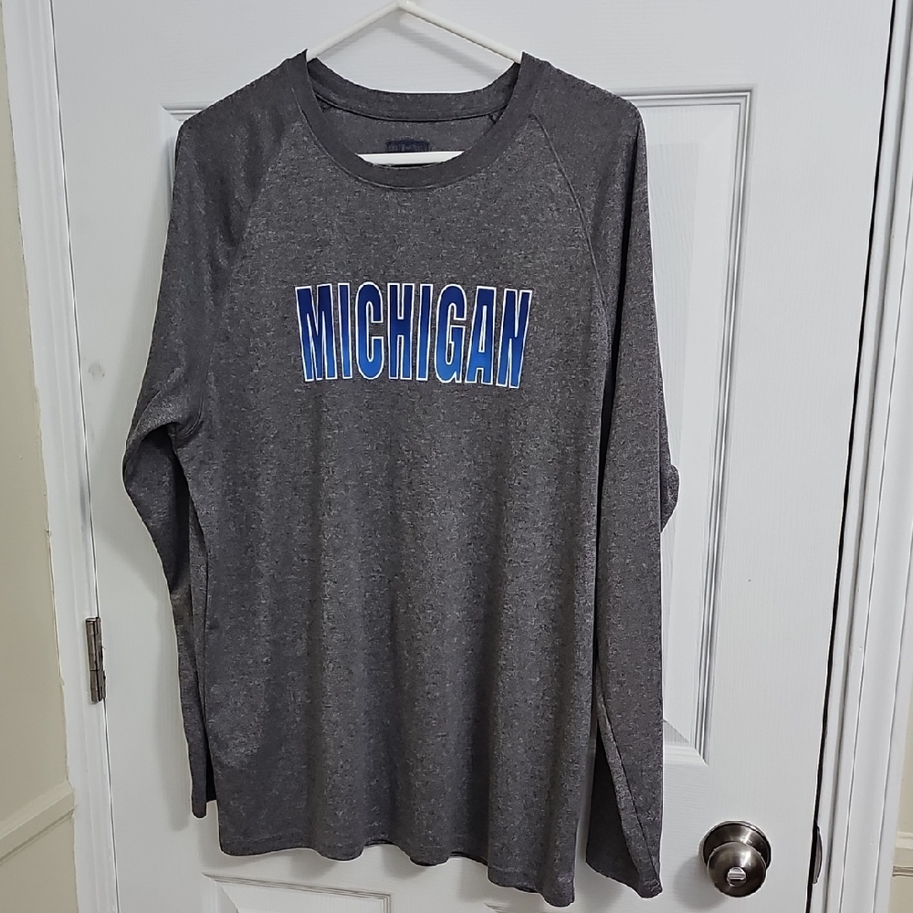 State of Mind Gray Long Sleeve Tee. Size L. Moisture Wicking.